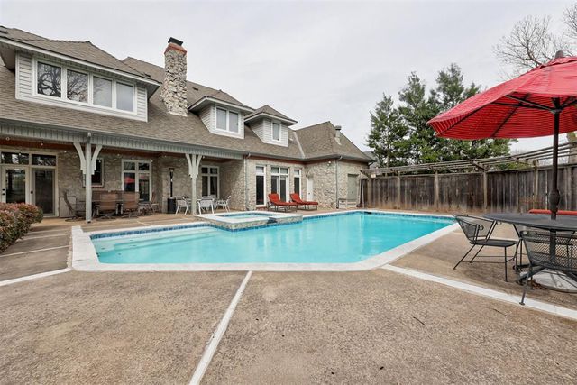 1916 Worthington Lane, Edmond, OK 73013