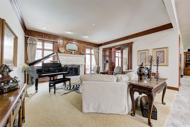 1916 Worthington Lane, Edmond, OK 73013