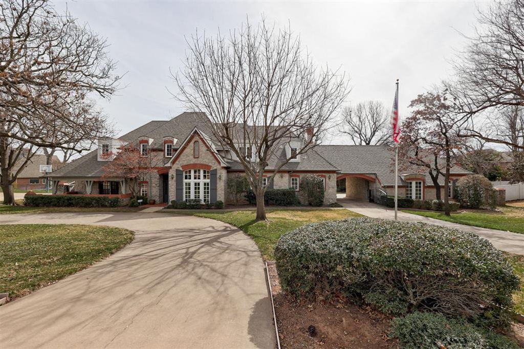 1916 Worthington Lane, Edmond, OK 73013