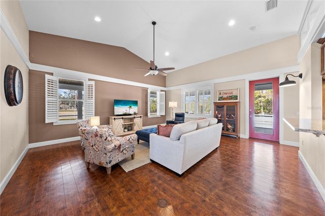 4561 HENRY J AVENUE, St Cloud, FL 34772