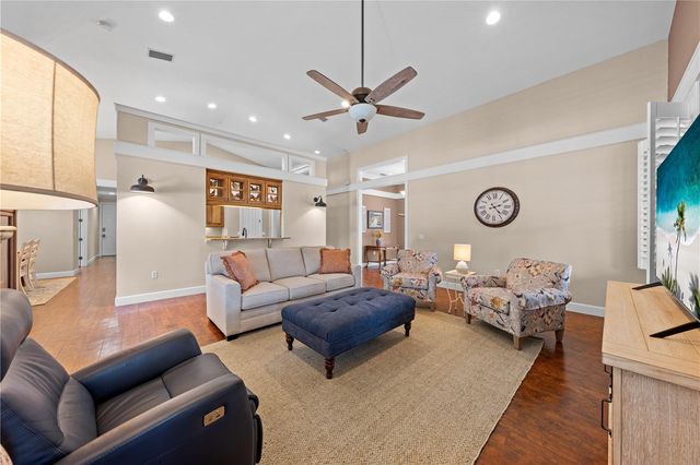 4561 HENRY J AVENUE, St Cloud, FL 34772