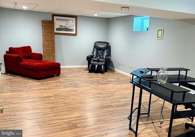 101 DENOW RD, Lawrence, NJ 08648