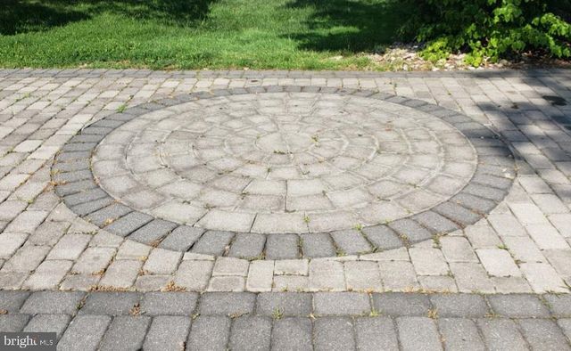 101 DENOW RD, Lawrence, NJ 08648