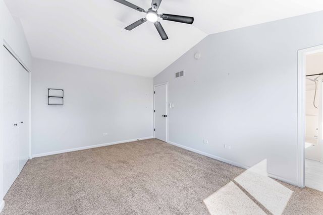 2057 W Helen Drive, Romeoville, IL 60446