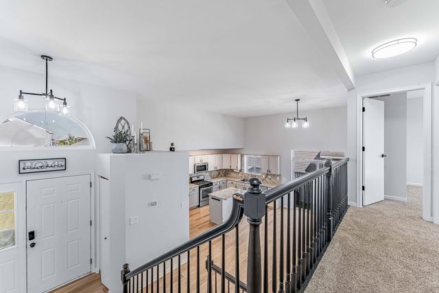 2057 W Helen Drive, Romeoville, IL 60446