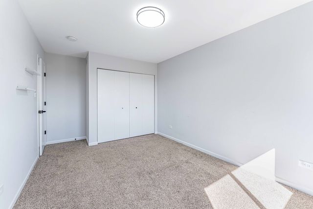 2057 W Helen Drive, Romeoville, IL 60446