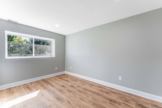 2057 W Helen Drive, Romeoville, IL 60446
