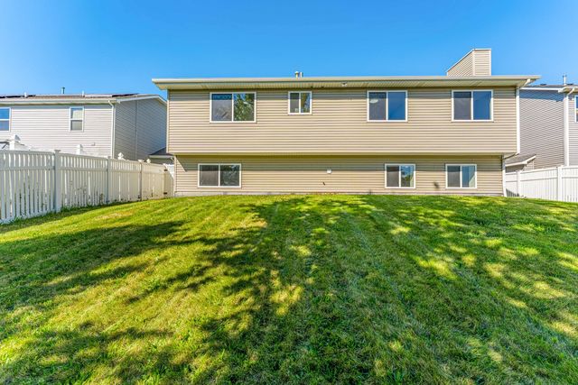 2057 W Helen Drive, Romeoville, IL 60446