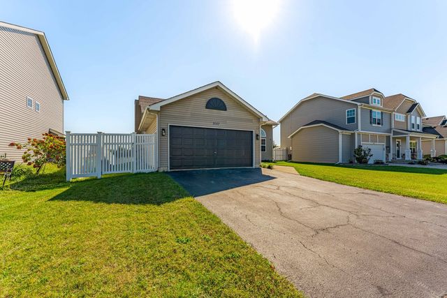 2057 W Helen Drive, Romeoville, IL 60446