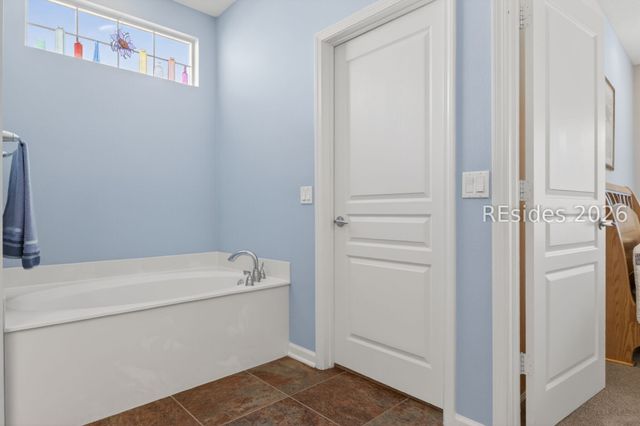 22 Wandering Daisy Dr, Bluffton, SC 29909