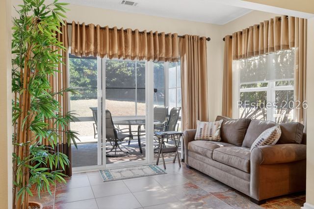 22 Wandering Daisy Dr, Bluffton, SC 29909