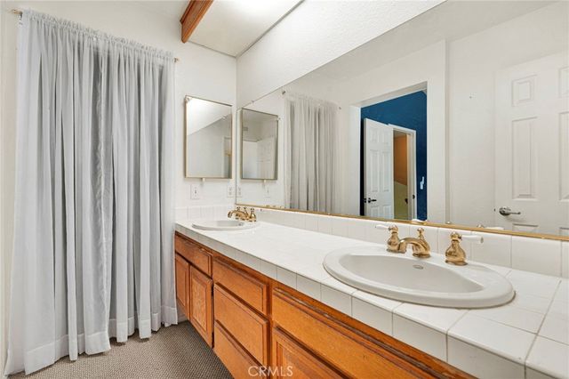 22321 Pamplico Drive, Saugus, CA 91350