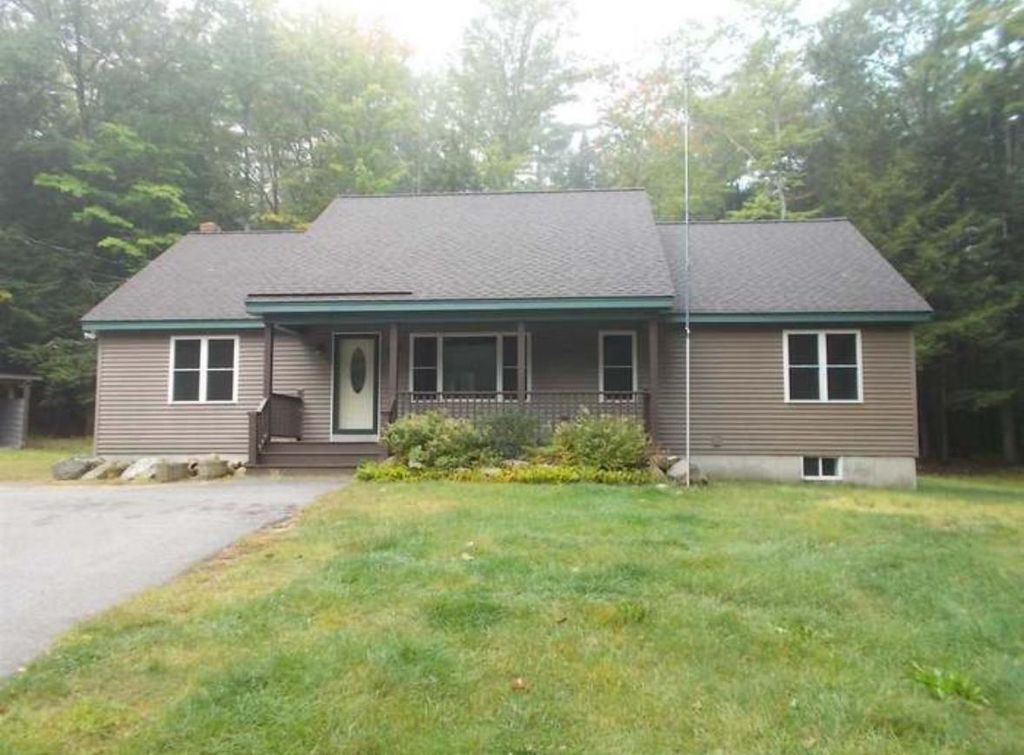 255 Summit View Drive, Tamworth, NH 03886