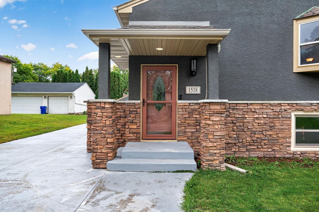 1518 Pacific Street, Saint Paul, MN 55106 — photo 4