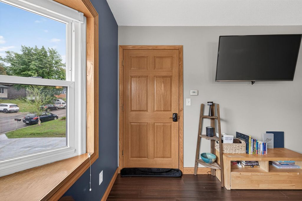 1518 Pacific Street, Saint Paul, MN 55106 — photo 5