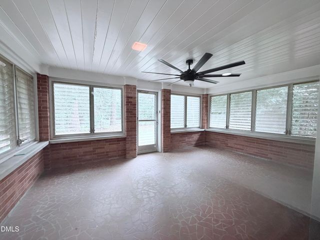 405 N Main Street, Rolesville, NC 27571