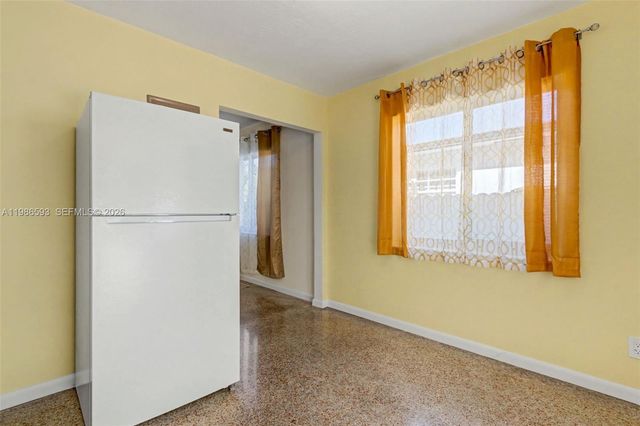 616 NW 3rd Ct, Hallandale Beach, FL 33009