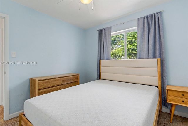 616 NW 3rd Ct, Hallandale Beach, FL 33009