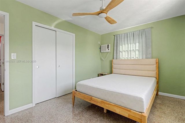 616 NW 3rd Ct, Hallandale Beach, FL 33009