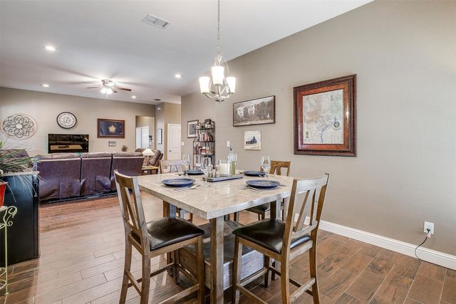 2004 Hill Crest Court, Weatherford, TX 76086