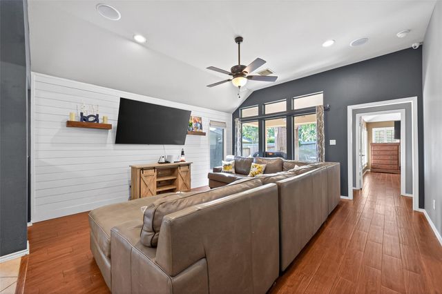 27443 Rebecca Field Lane, Spring, TX 77386