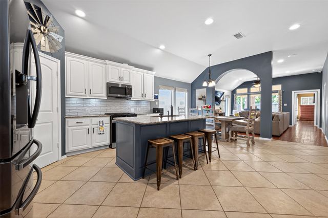 27443 Rebecca Field Lane, Spring, TX 77386