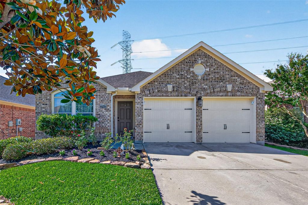27443 Rebecca Field Lane, Spring, TX 77386