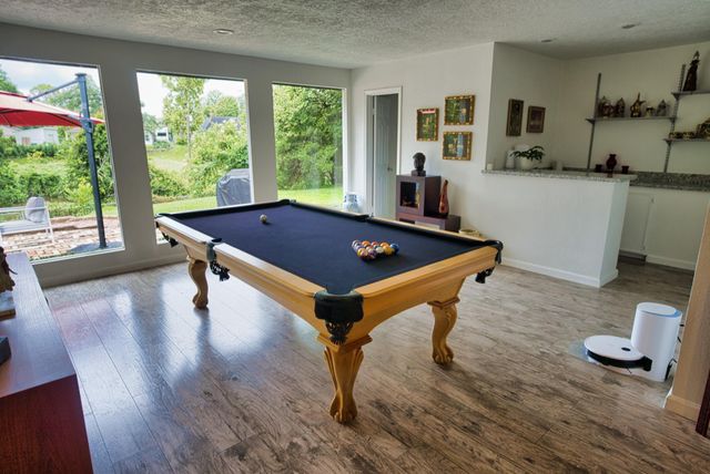 201 Southern Oaks Drive, Lake Jackson, TX 77566