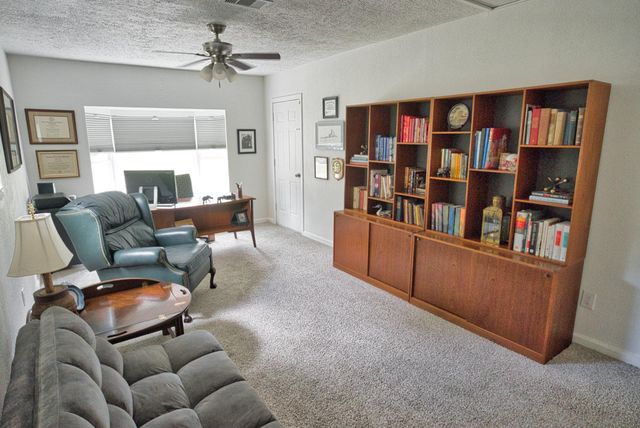 201 Southern Oaks Drive, Lake Jackson, TX 77566