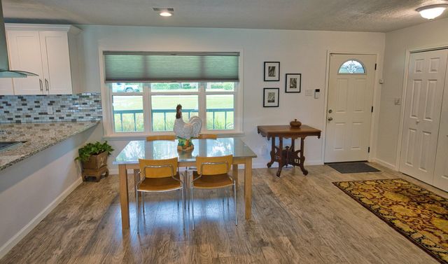 201 Southern Oaks Drive, Lake Jackson, TX 77566