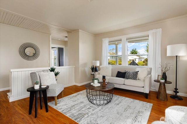 220 Morris Street, La Conner, WA 98257