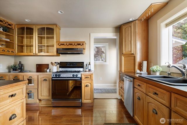 220 Morris Street, La Conner, WA 98257