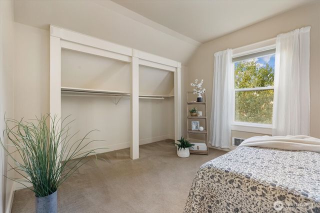 220 Morris Street, La Conner, WA 98257