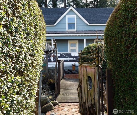 220 Morris Street, La Conner, WA 98257