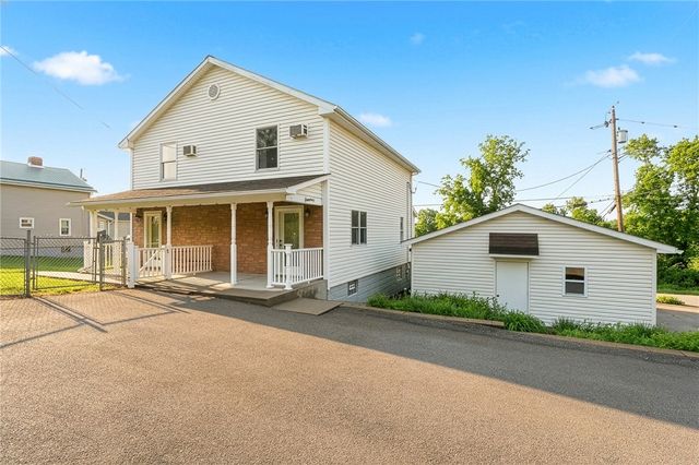 4 Sharp St, Redstone Twp, PA 15475
