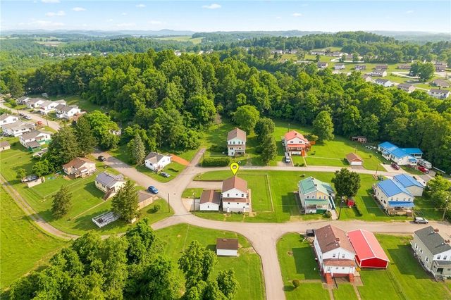 4 Sharp St, Redstone Twp, PA 15475