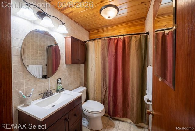 2906 Arizona Avenue, Flint, MI 48506