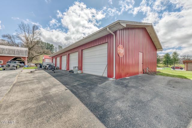4456 Lee Highway, Marion, VA 24354