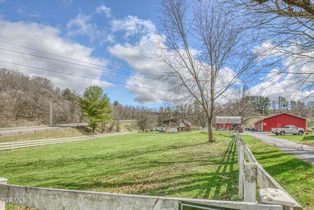 4456 Lee Highway, Marion, VA 24354