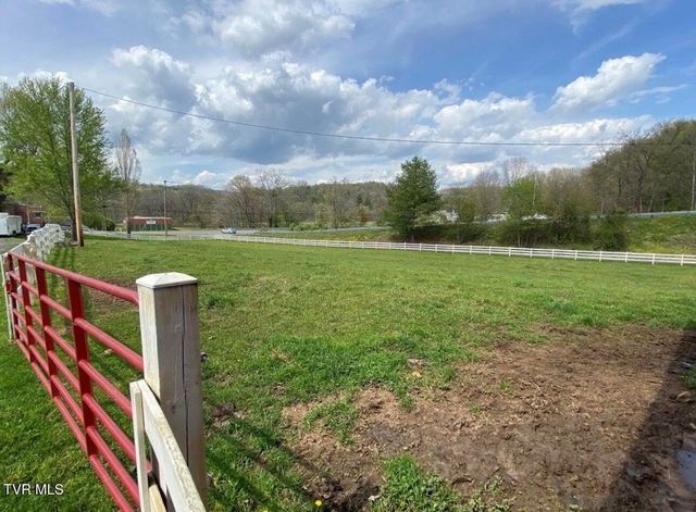 4456 Lee Highway, Marion, VA 24354