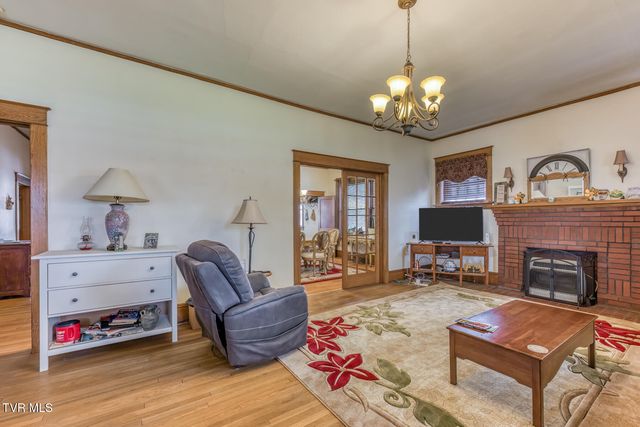 4456 Lee Highway, Marion, VA 24354