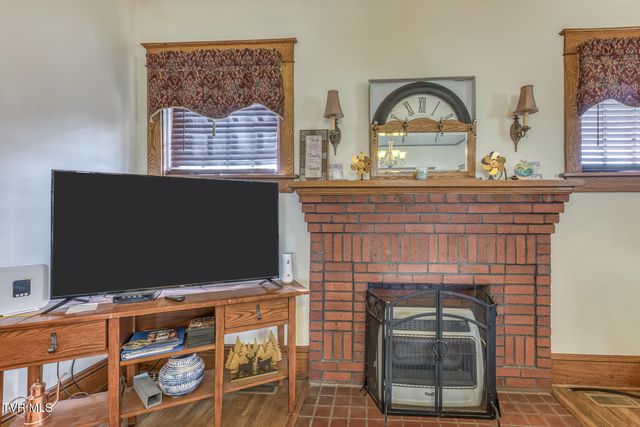 4456 Lee Highway, Marion, VA 24354