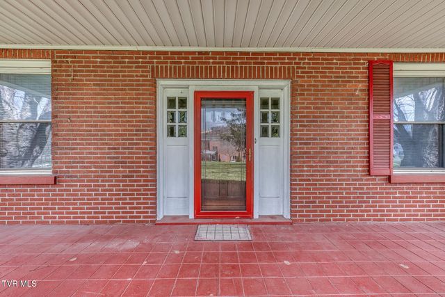 4456 Lee Highway, Marion, VA 24354