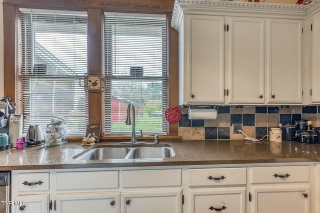 4456 Lee Highway, Marion, VA 24354