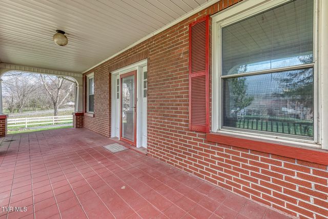 4456 Lee Highway, Marion, VA 24354