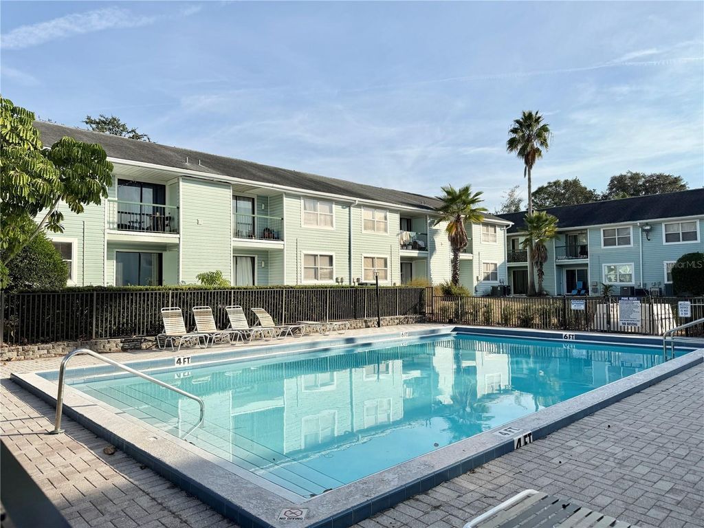 Image 20 of property listing at 5054 TERRACE CLUB LANE 101, Tampa, FL 33617