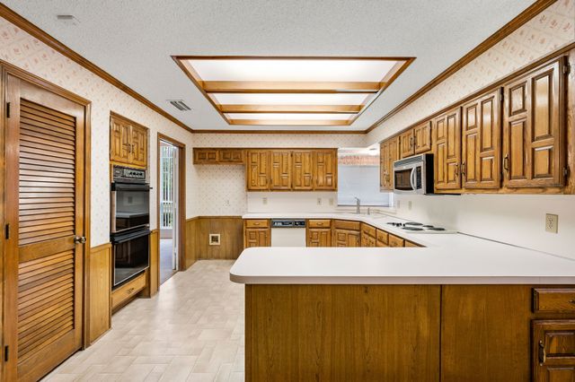 316 Meadowood Lane, Coppell, TX 75019