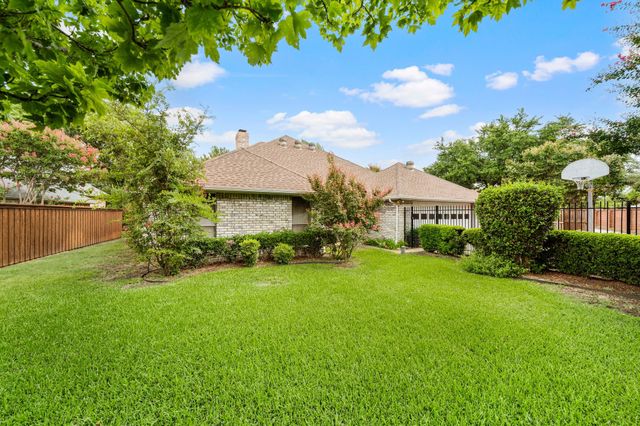 316 Meadowood Lane, Coppell, TX 75019