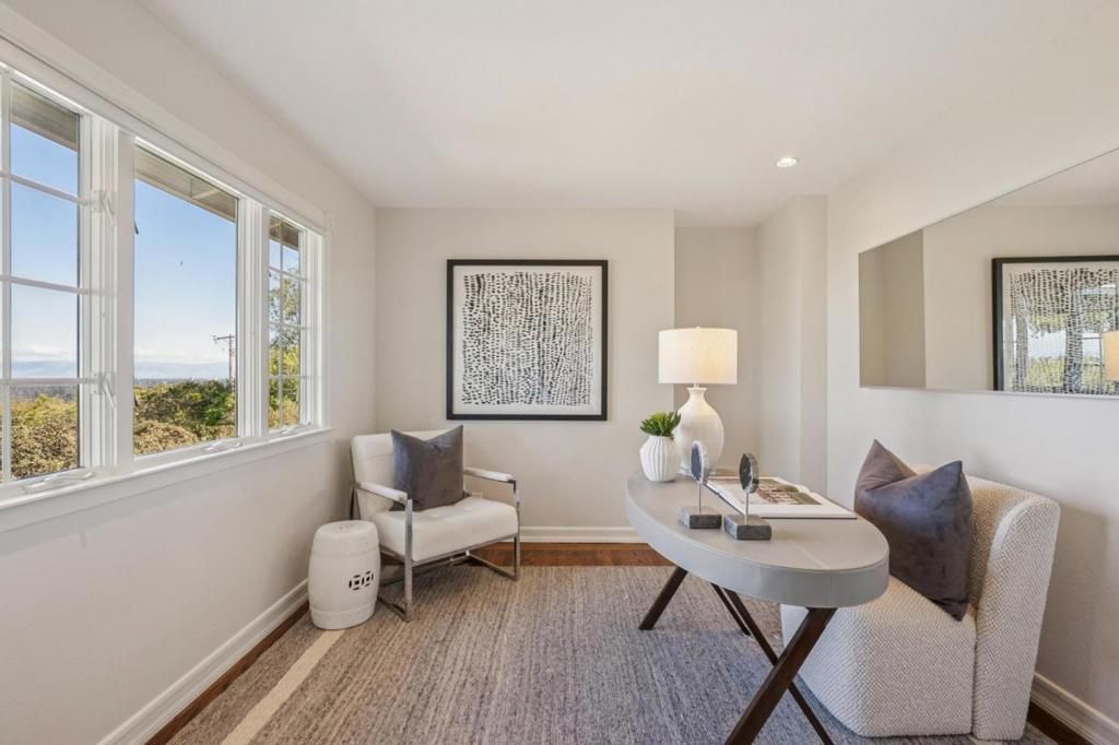 Image 17 of property listing at 199 Brookwood Road, Woodside, CA 94062