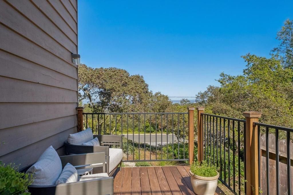Image 26 of property listing at 199 Brookwood Road, Woodside, CA 94062